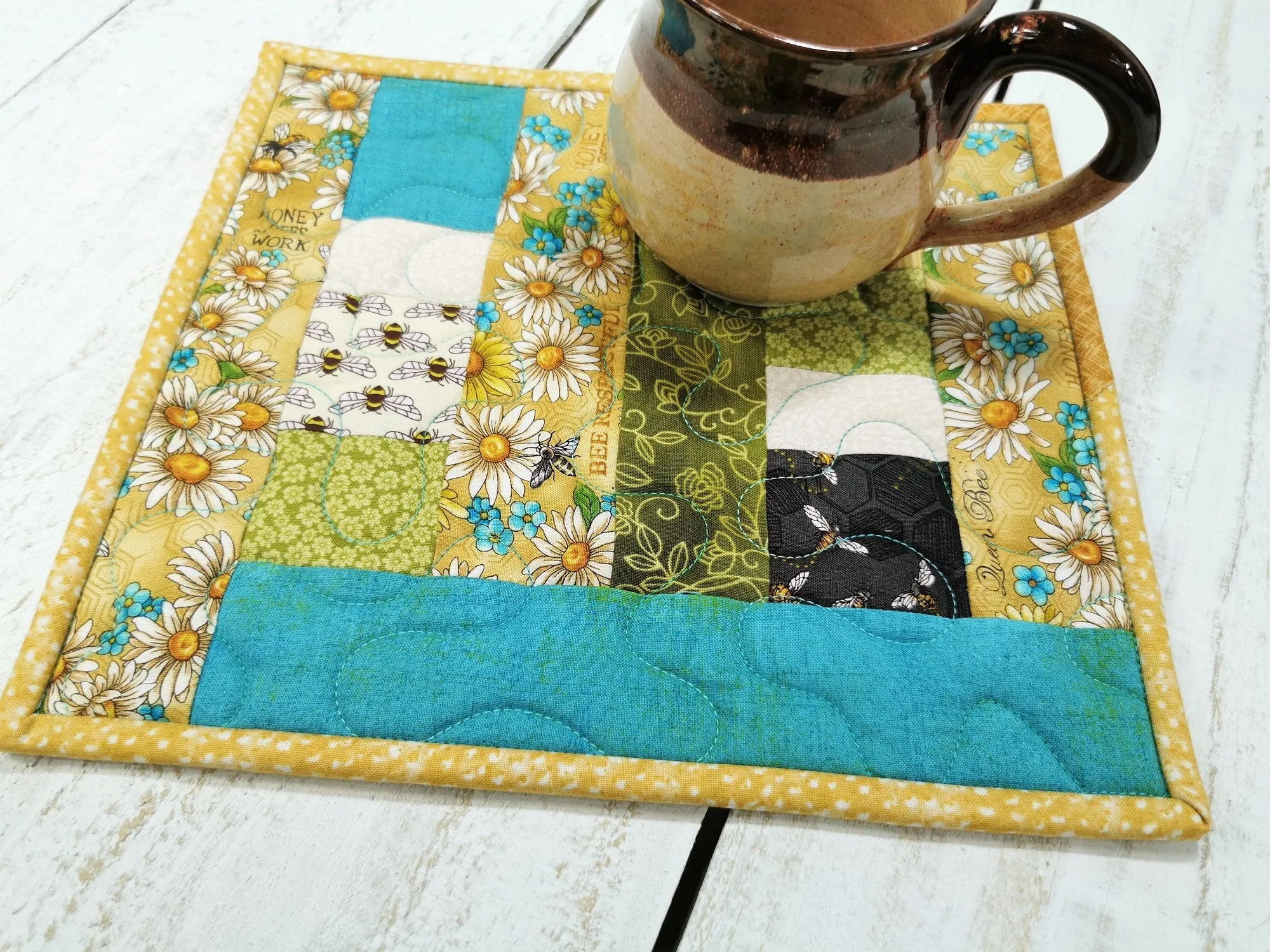 Patchwork Bee Potholder