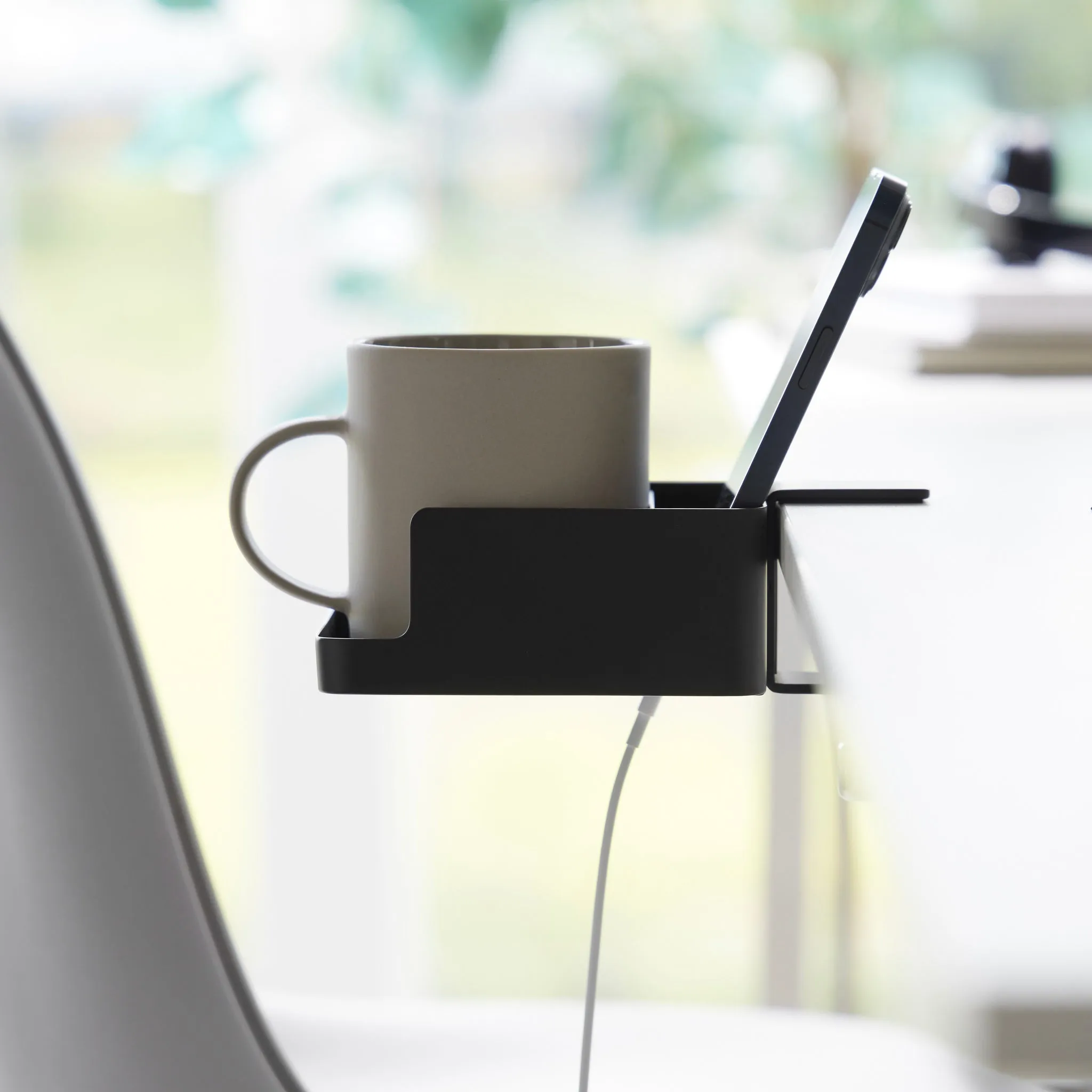 Tableside Smartphone & Cup Holder