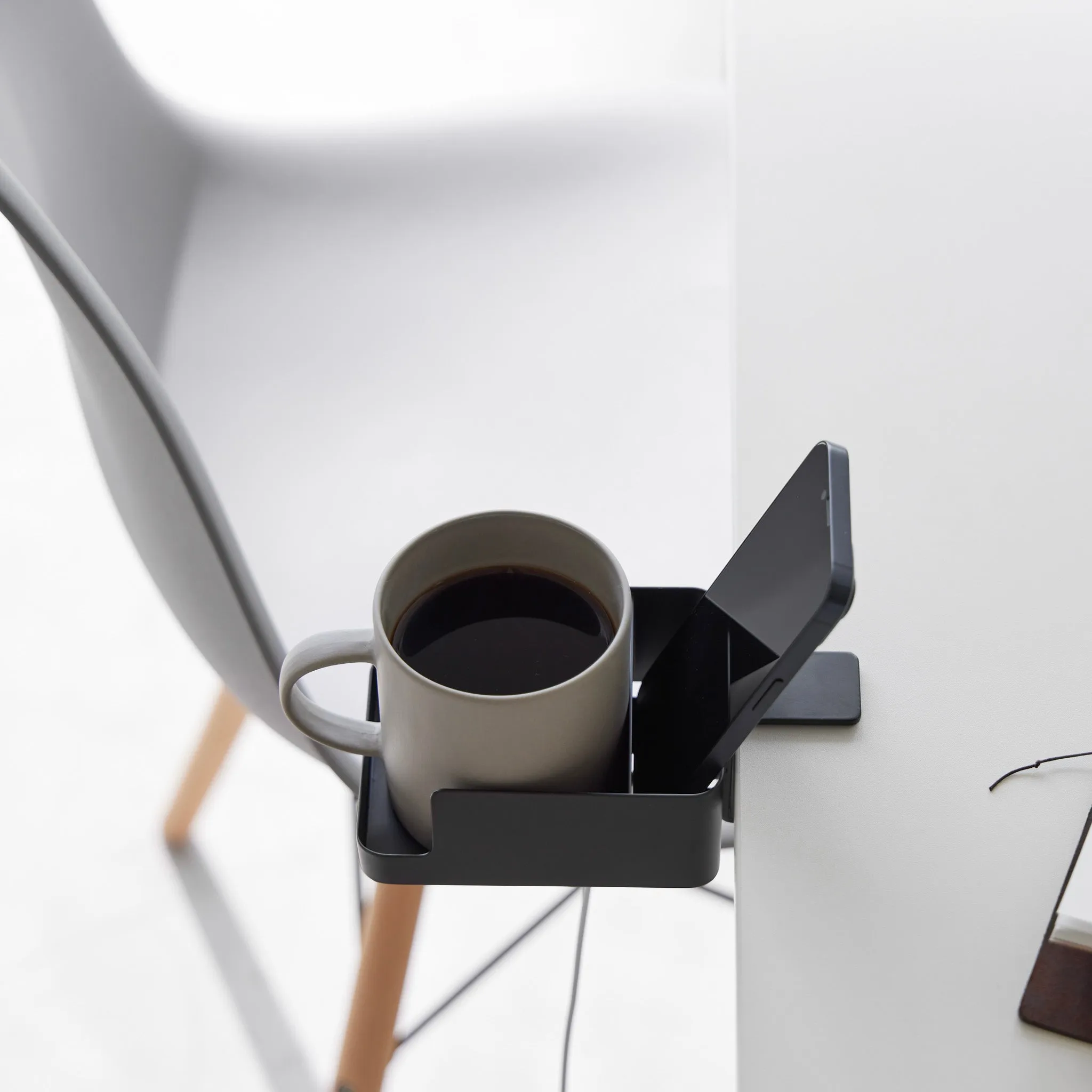 Tableside Smartphone & Cup Holder